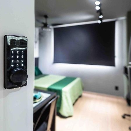 Mv63 - Studio Lindo Com Piscina Prox Ao Metro Bras São Paulo Eksteriør billede